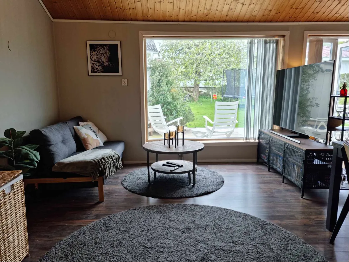 Hackspettsvägen i Kullavik