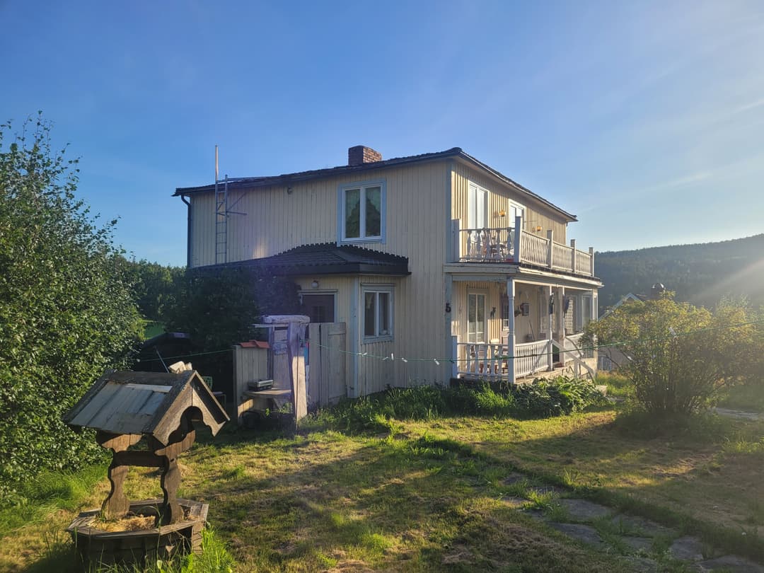 Skolgatan i Mjällom