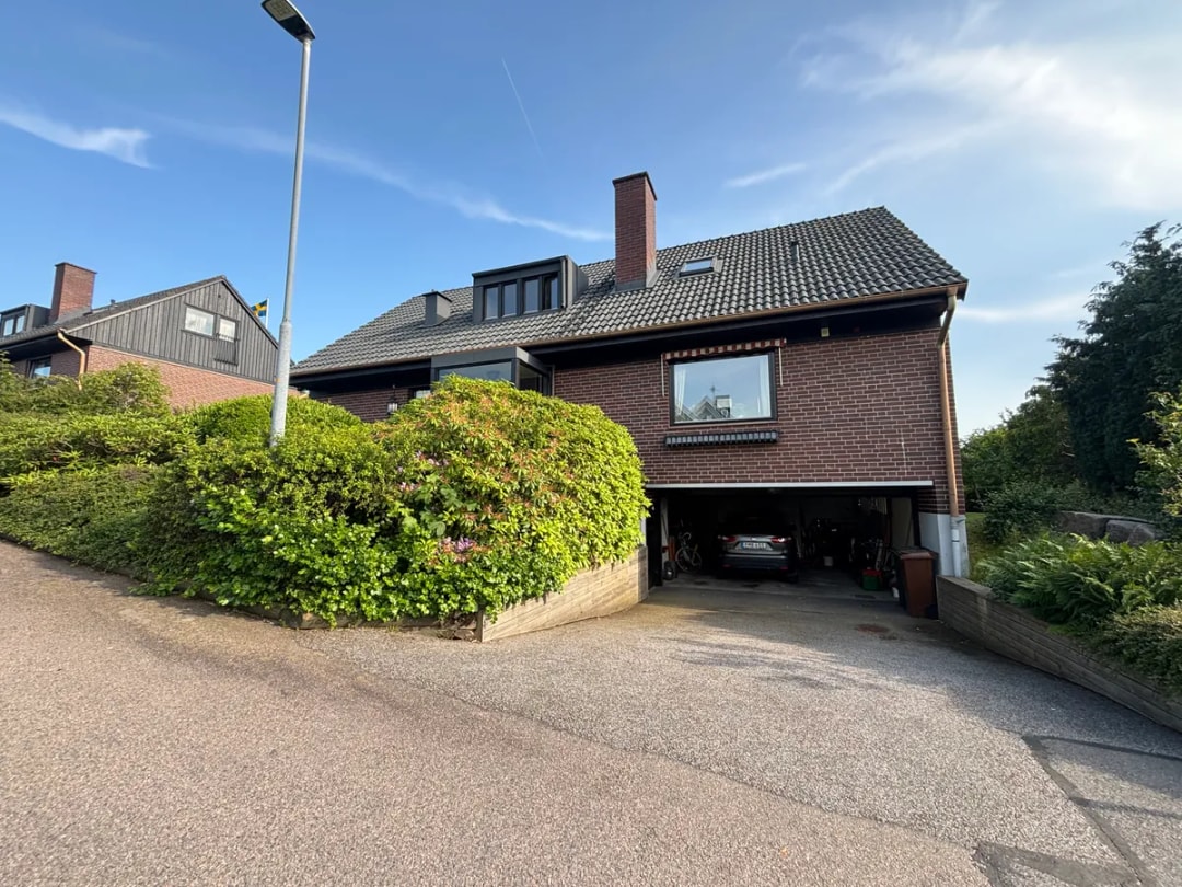 Gråsparvsvägen i Kullavik