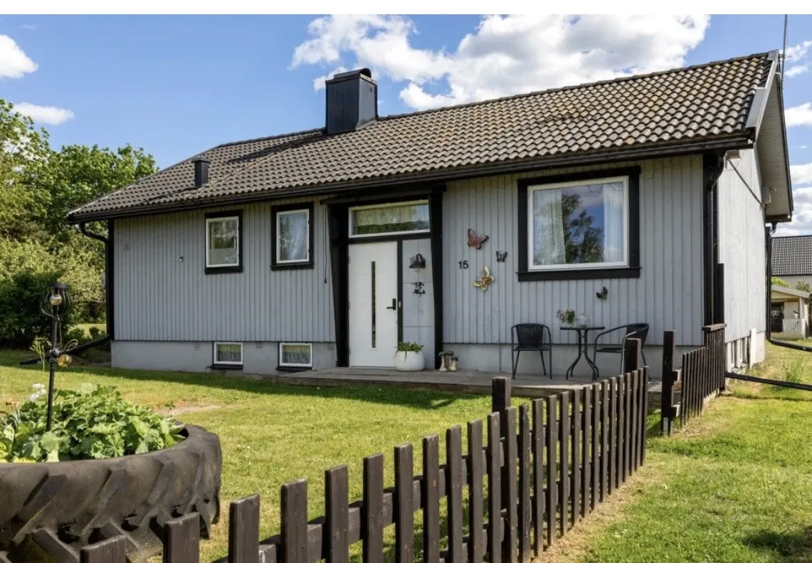 Lögarevägen i Halltorp