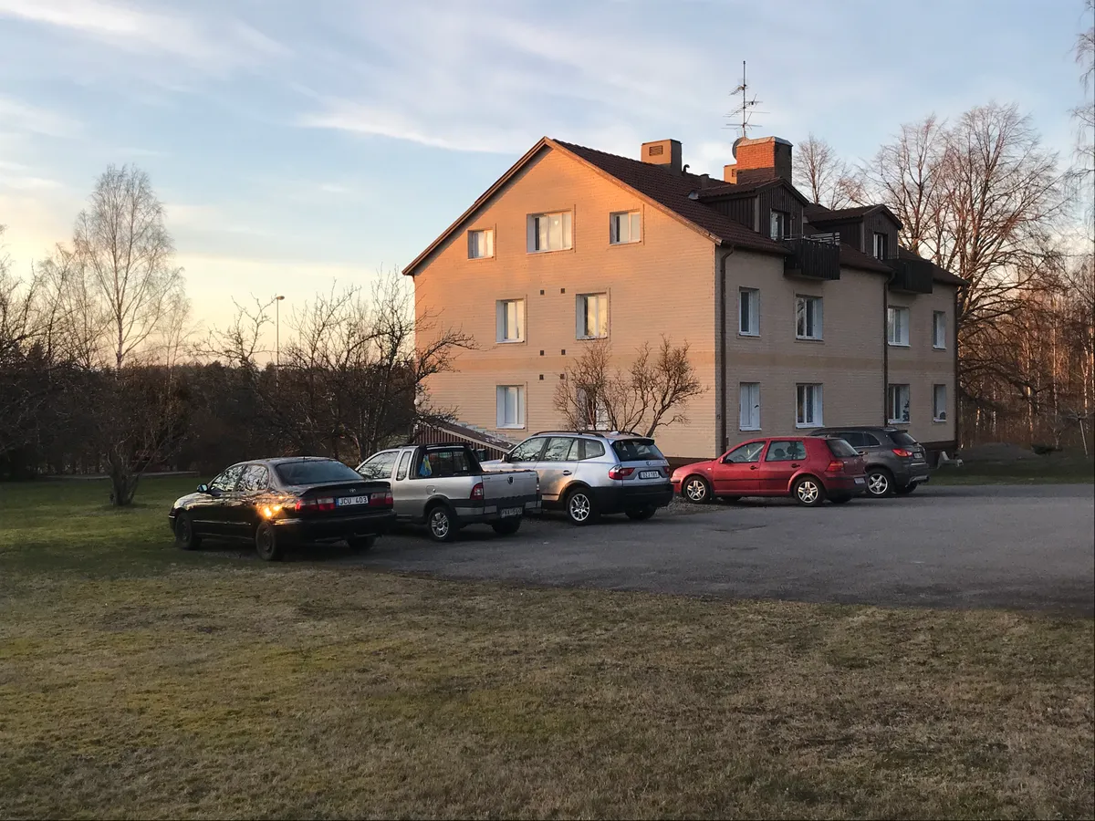 Karlsbergsvägen i Holsbybrunn